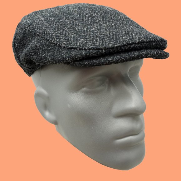 Hartside HS14 Scottish Highland Harris Tweed® Flat Cap in BLACK - PICK SIZE - Picture 1 of 11